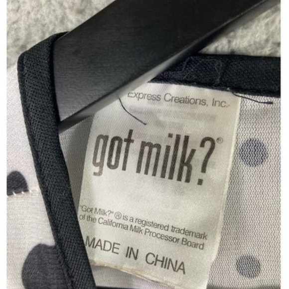 Reposhing this item I purchased.
Loved it, but was too small for me. - Picture 6 of 6